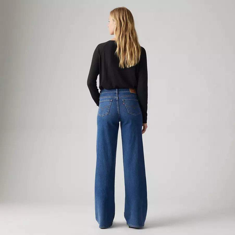 Levi’s 318 Shaping Wide Leg Jeans
