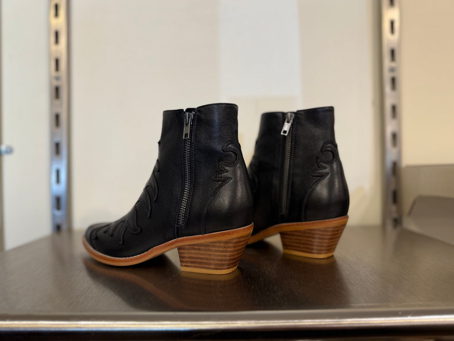 Django & Juliette Ediee Boot Black