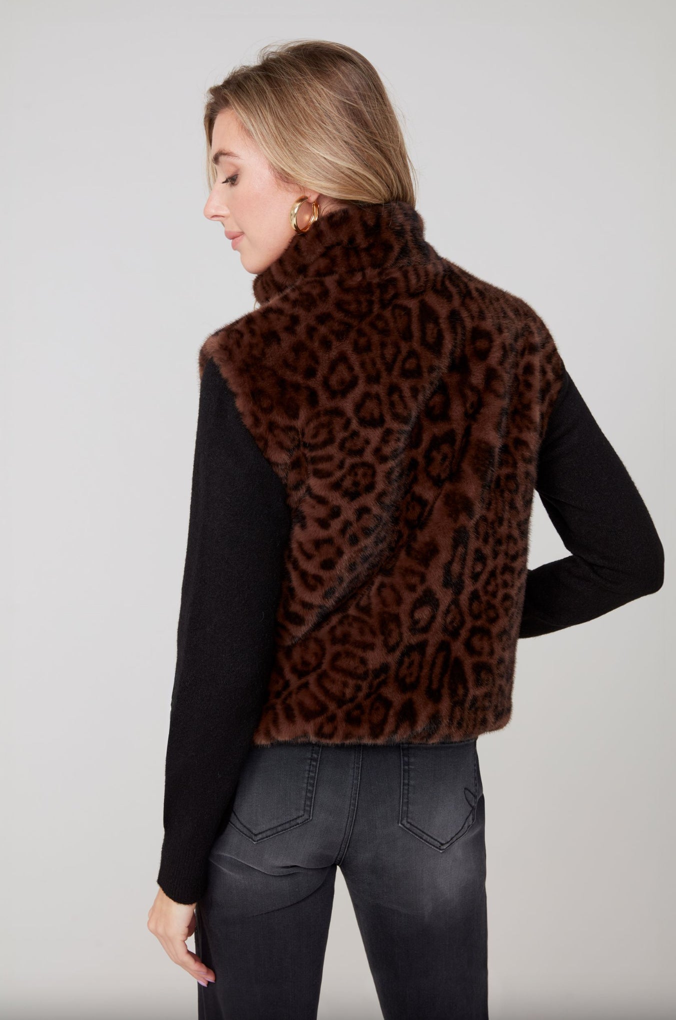 Renuar Faux Fur Vest Chesnut