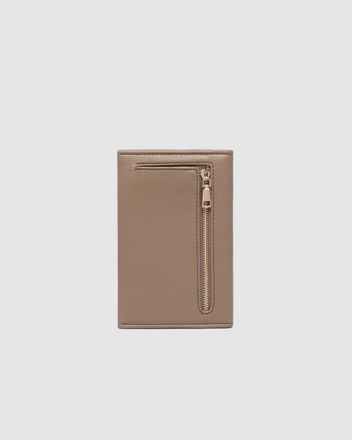 Louenhide Venice Passport Holder Mocha