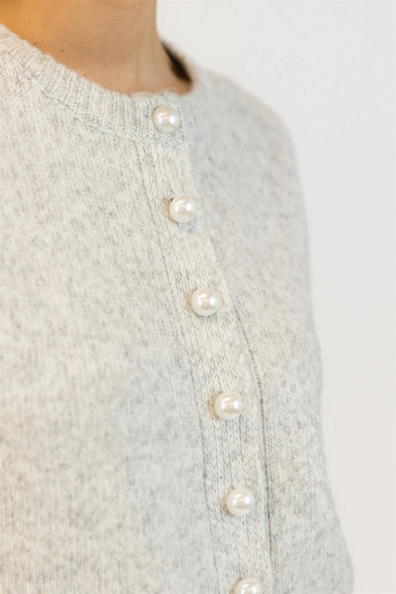 Lyla & Luxe Aisha Pearl Sweater