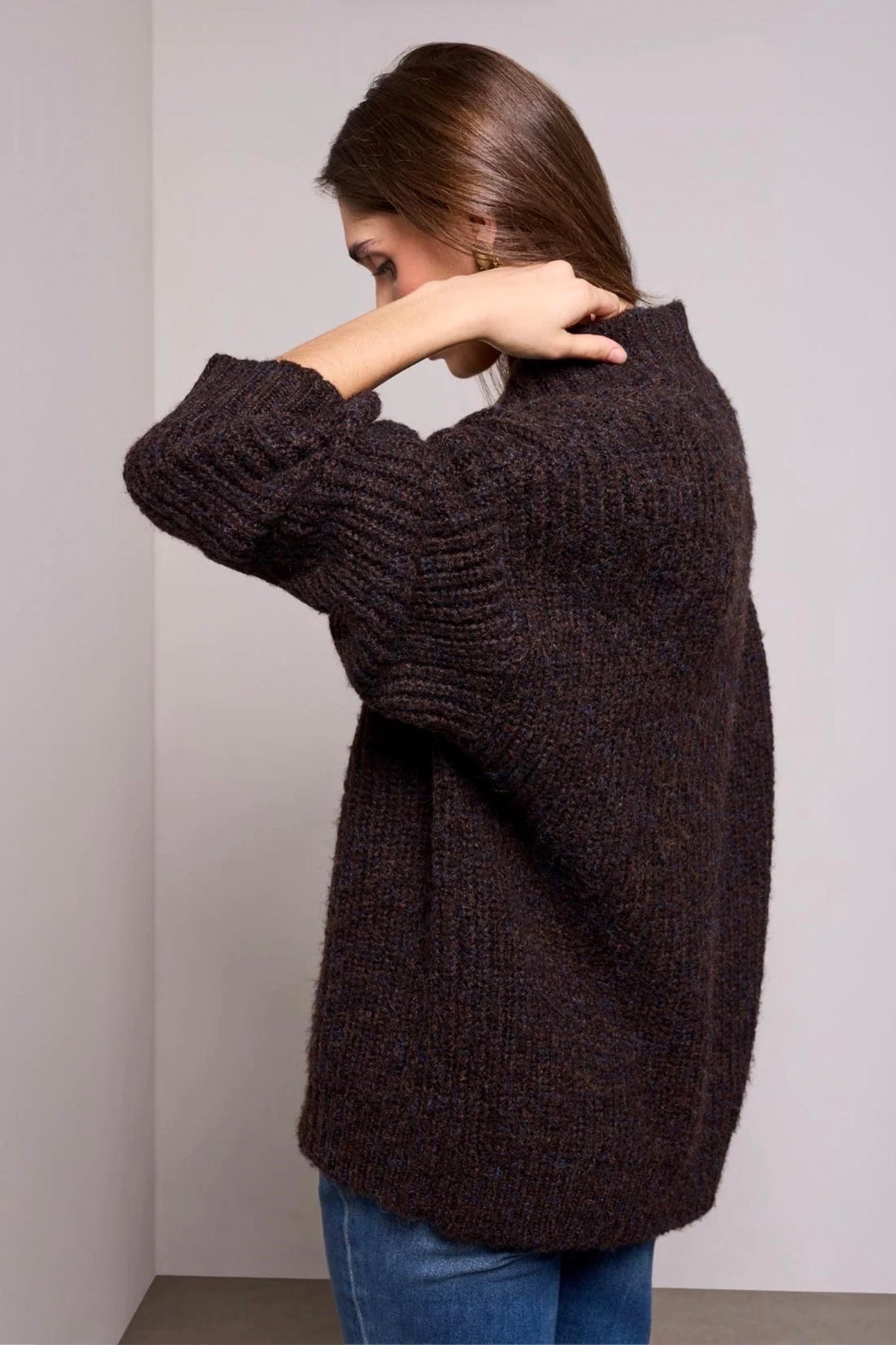 Tribal Blue Thread Chunky Ribbed V-Neck Sweater Saddle Brown