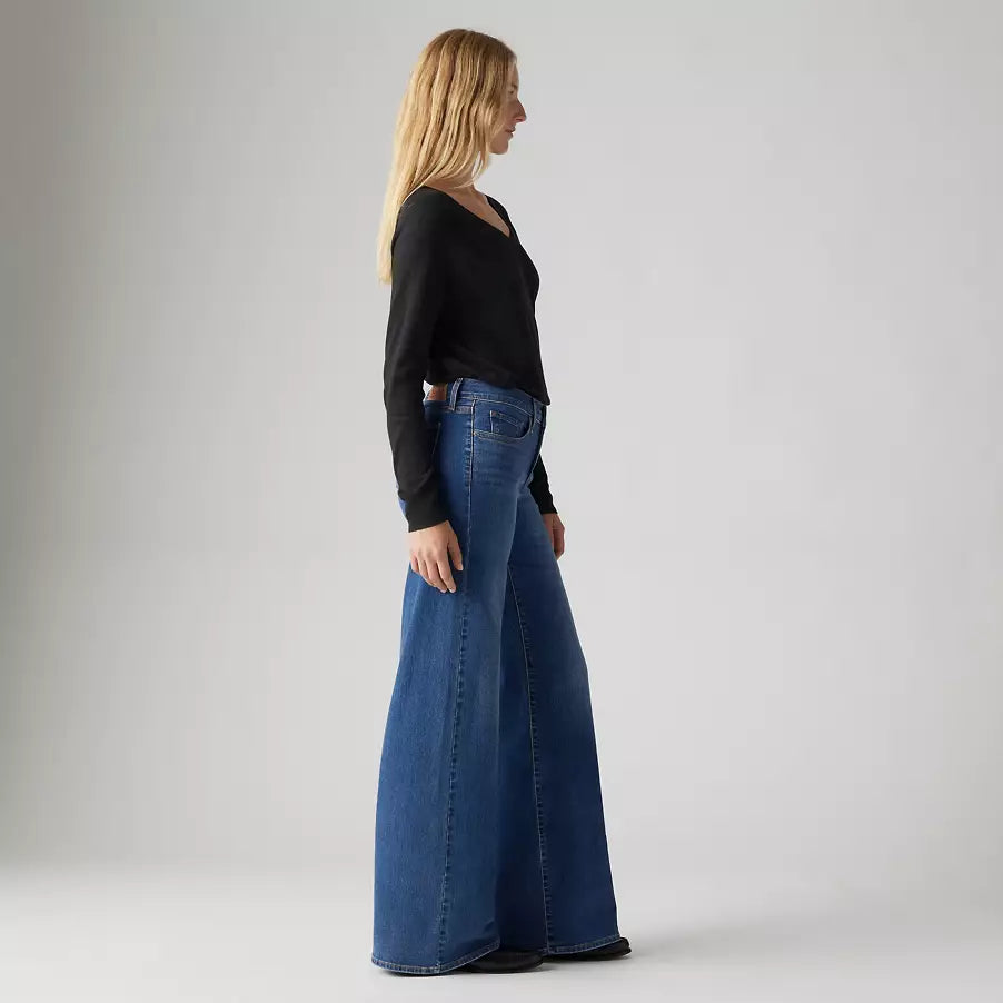 Levi’s 318 Shaping Wide Leg Jeans