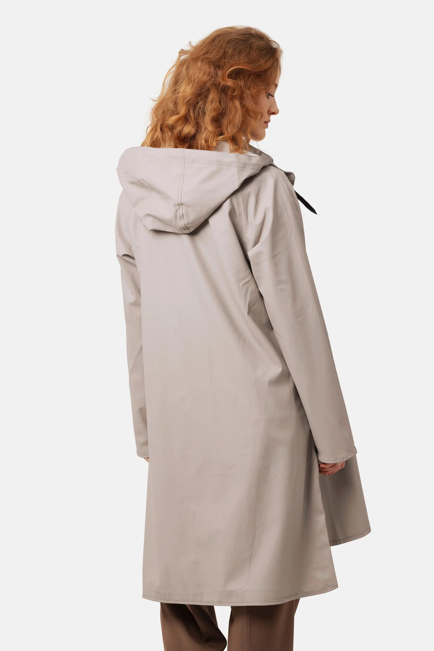 SKU: RAIN71.149.34
Light Raincoat - Atmosphere