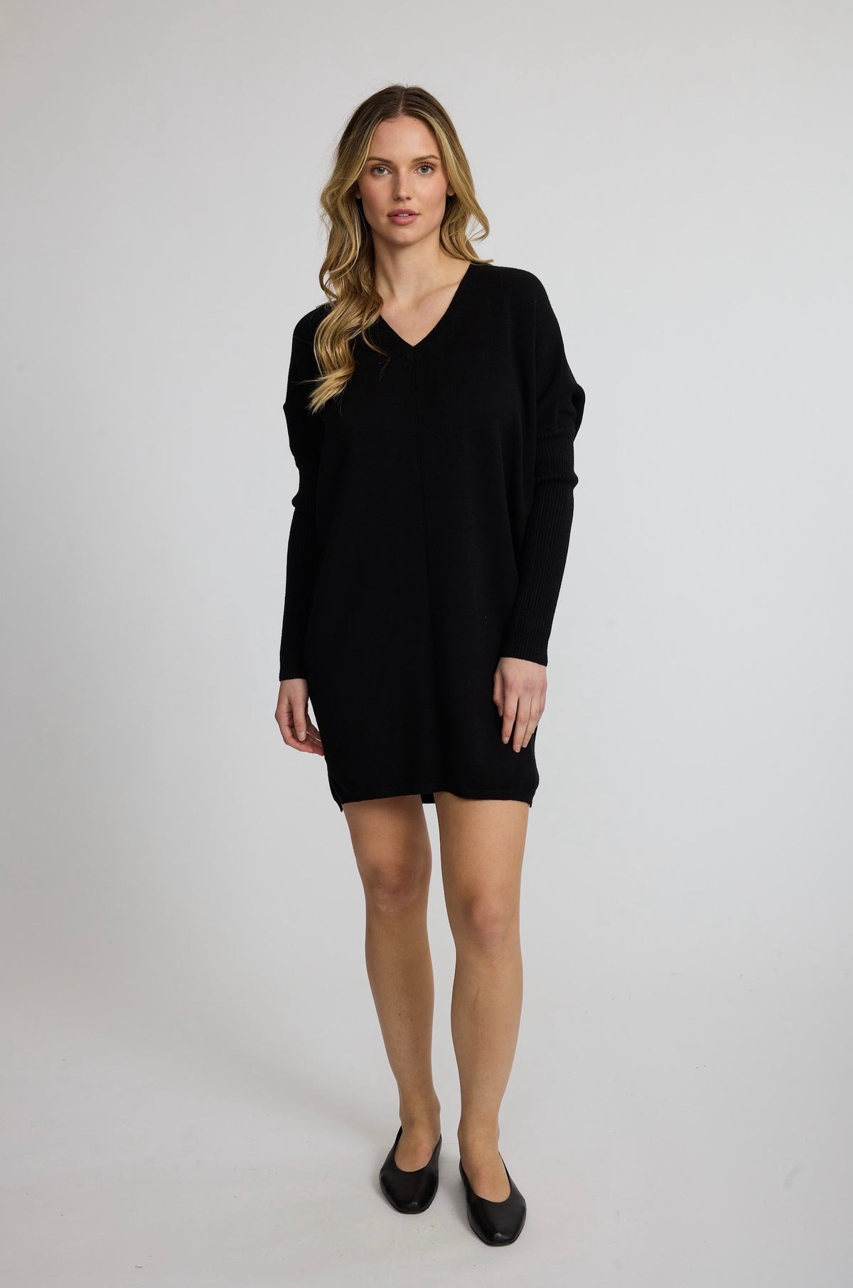 Pistache Ribbed Sleeve V-Neck Sweater Dress Black