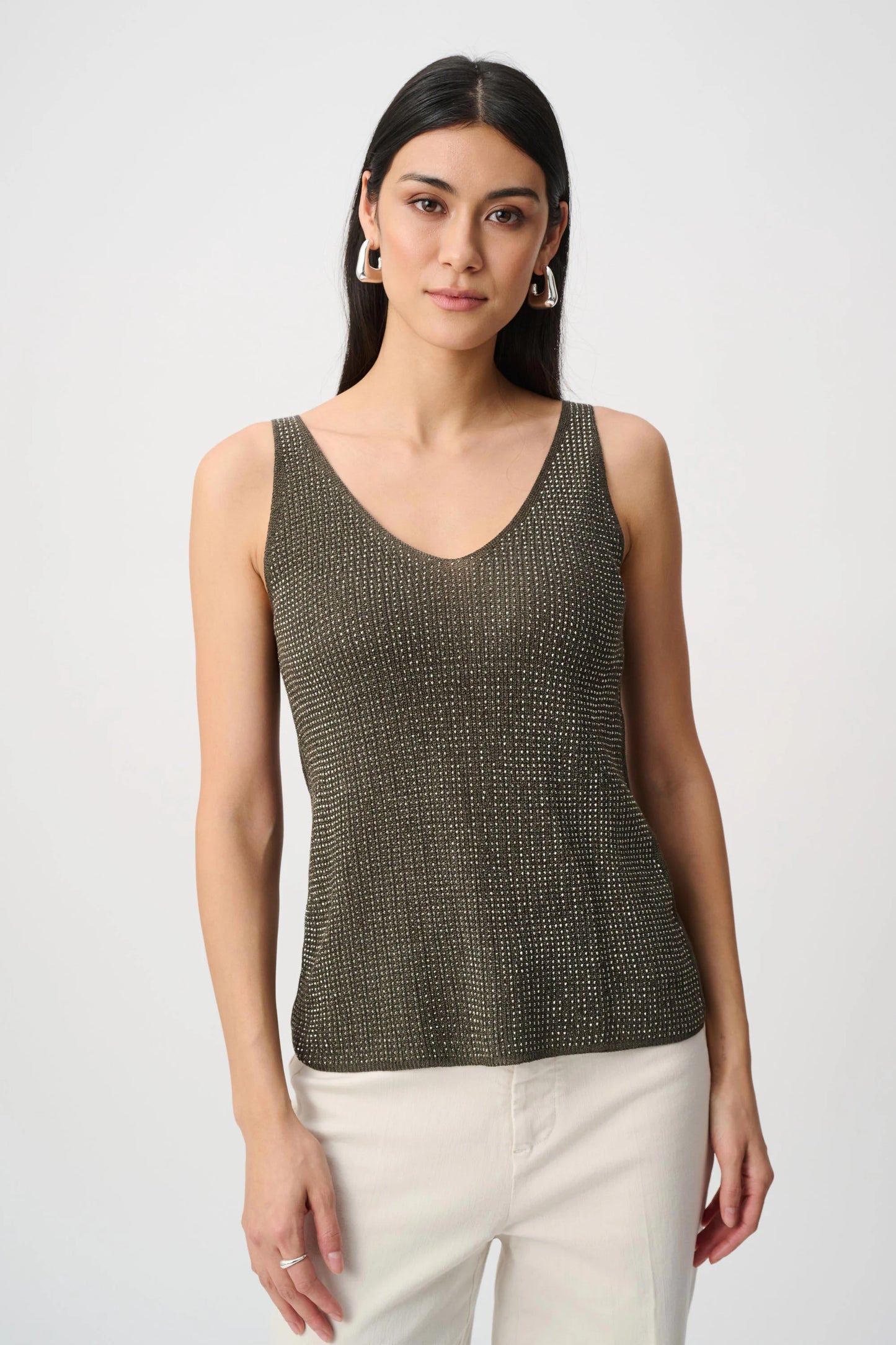 Metallic Knitted Camisole with Rhinestones
252915F26
Essential / Must-Have Hots