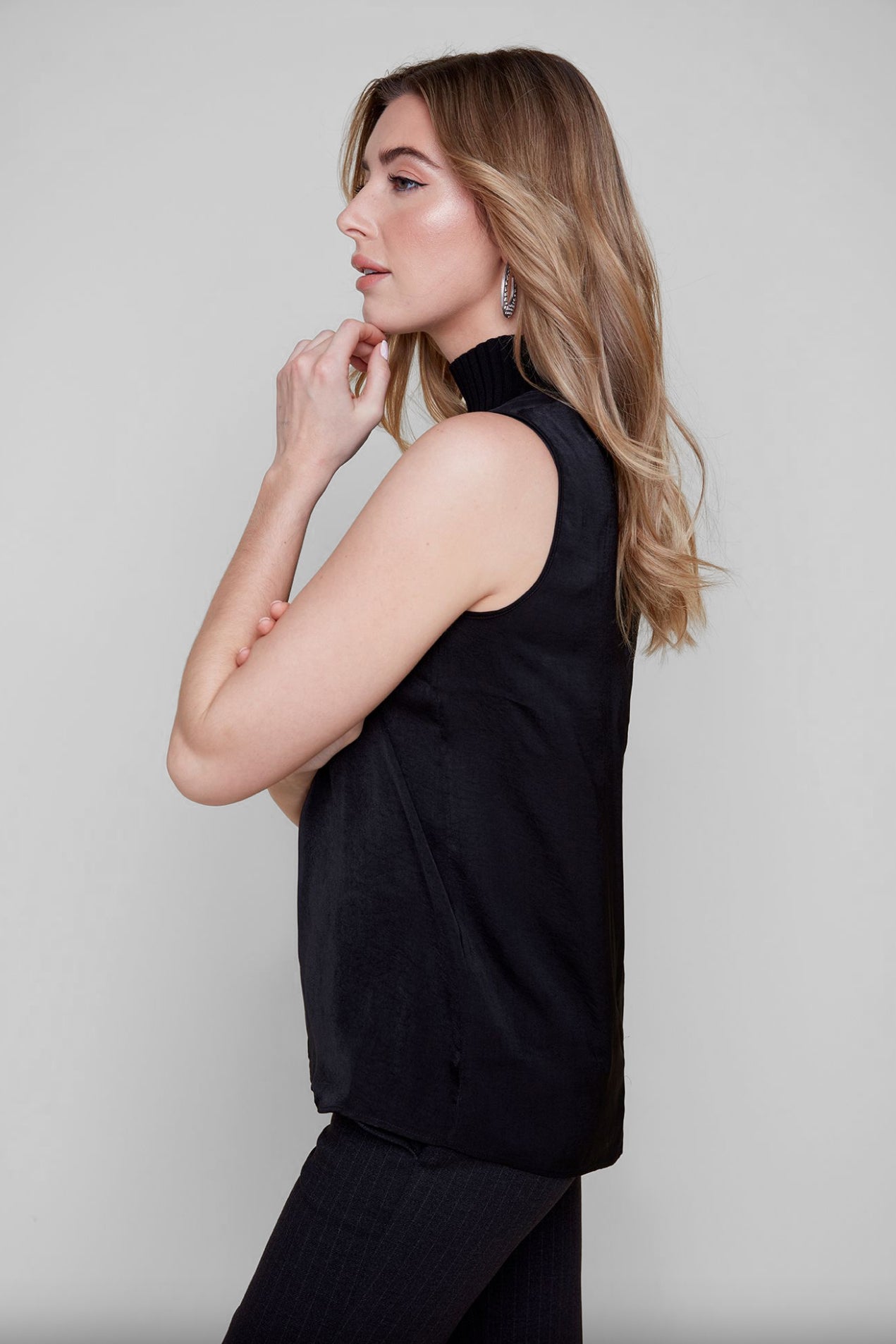 Renuar Sleeveless Blouse Black