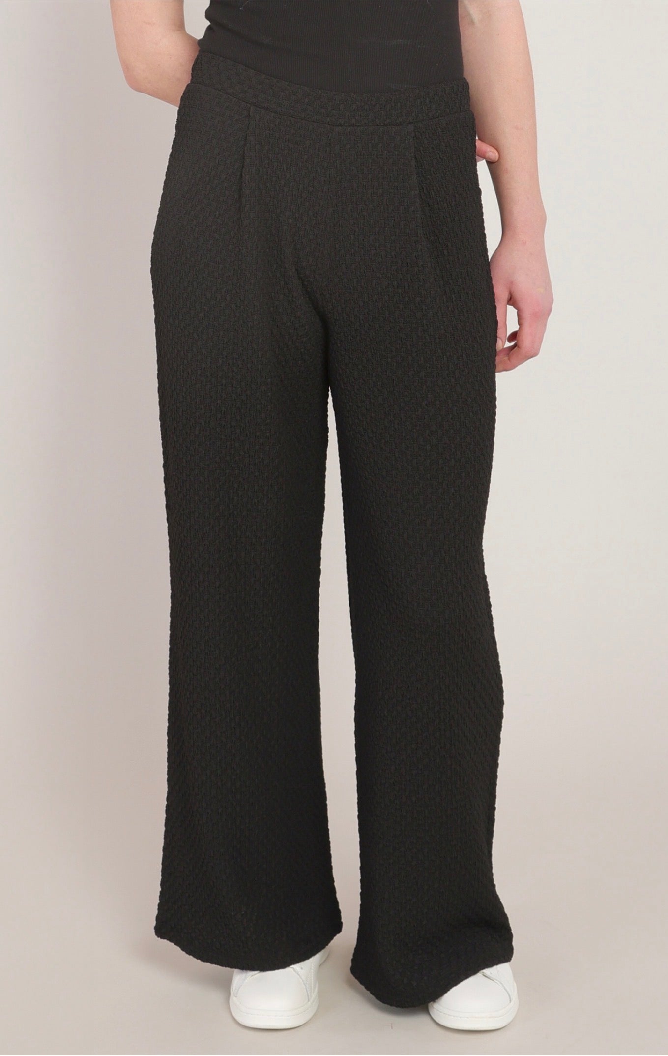 Room 34 Textured Wide Leg Pants Black