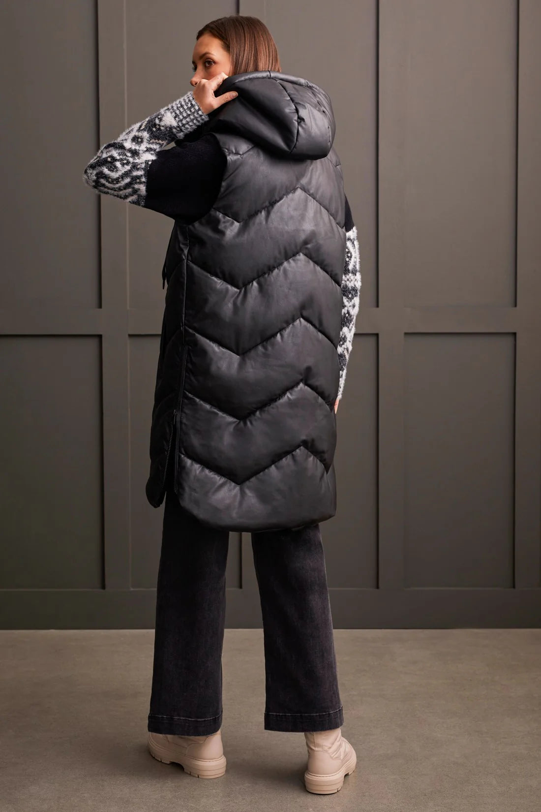 Tribal Long Puffer Vest Black