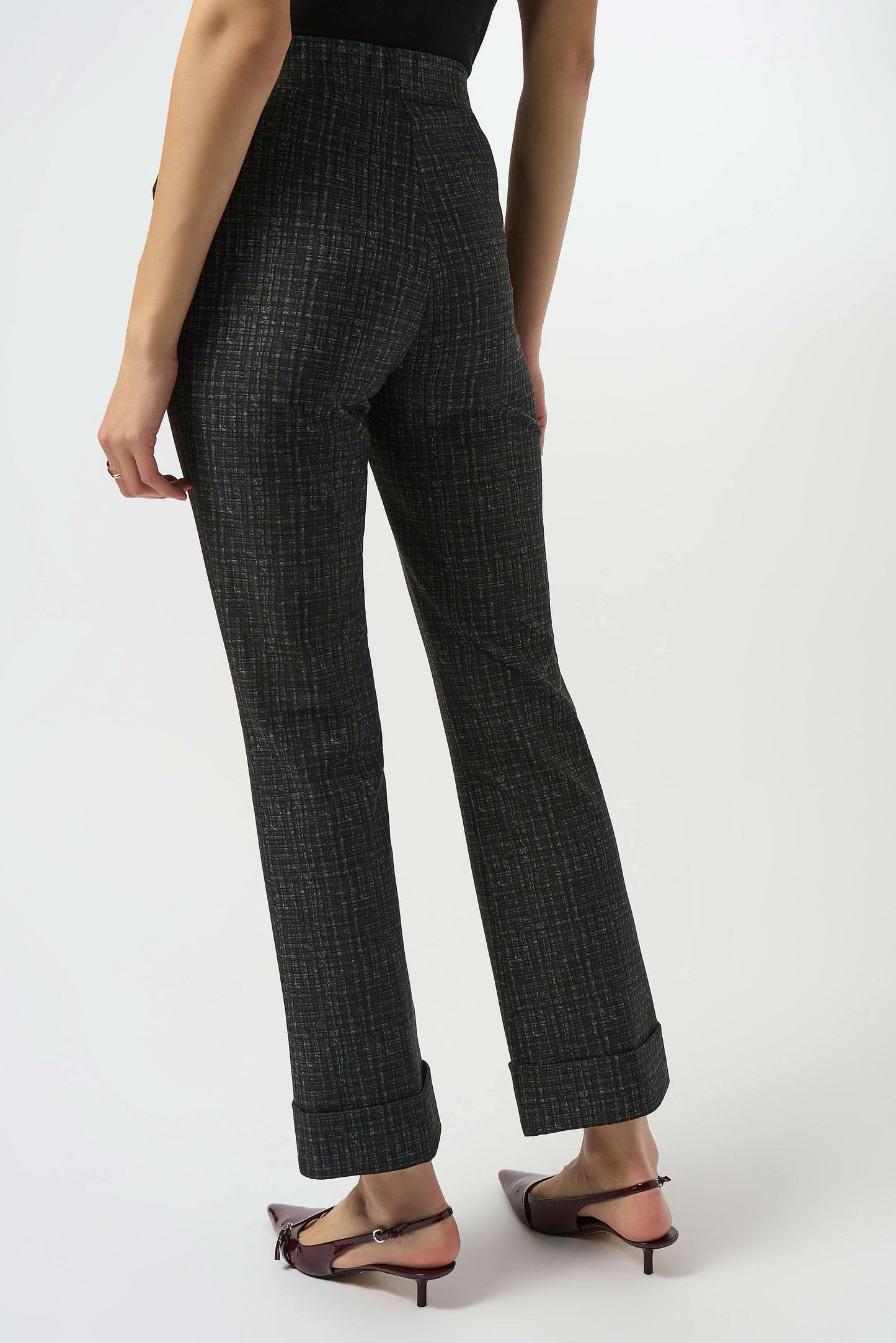 Joseph Ribkoff Heavy Knit Pull-On Flare Pants 253109