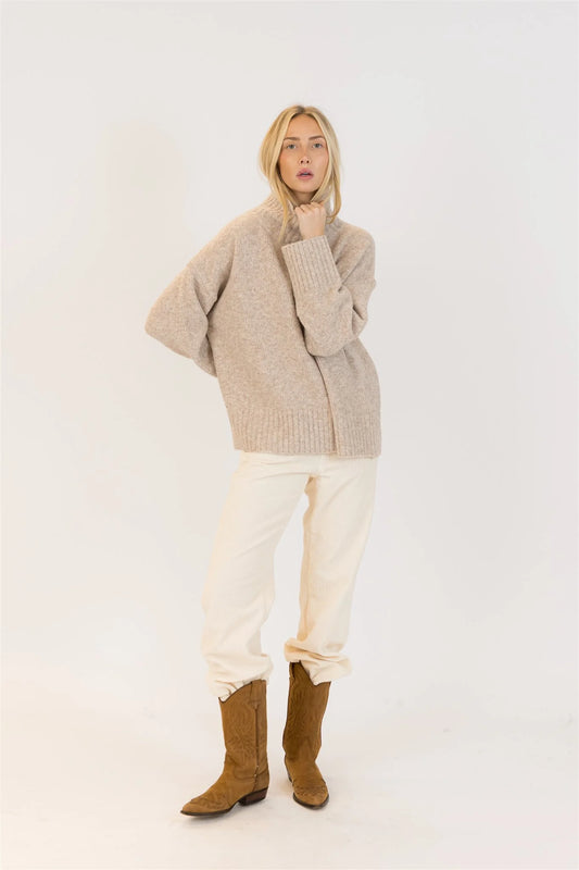 Lyla & Luxe Oliver Mockneck Sweater Light Oat