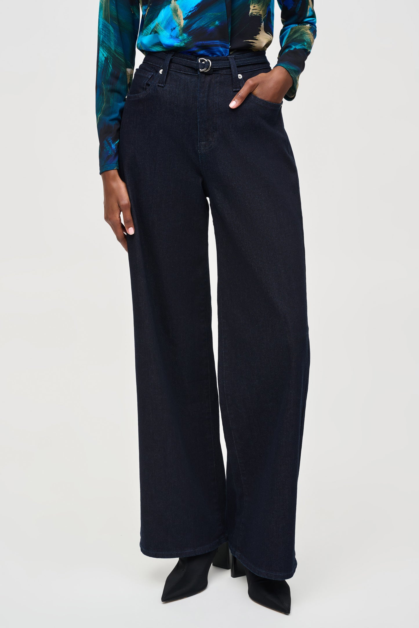 High Rise Wide Leg Denim Pants
243913