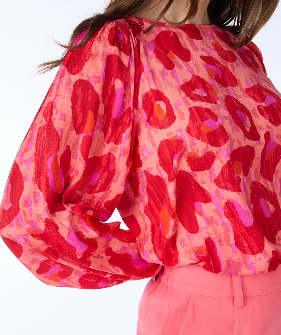 Esqualo Round Neck Pink Leopard Print Blouse