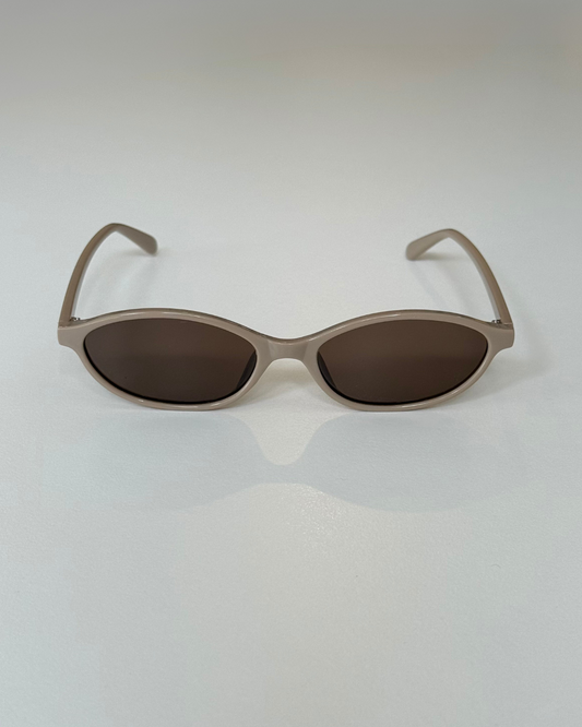Les Trouvailles De Jen Slim Sunnies Beige
