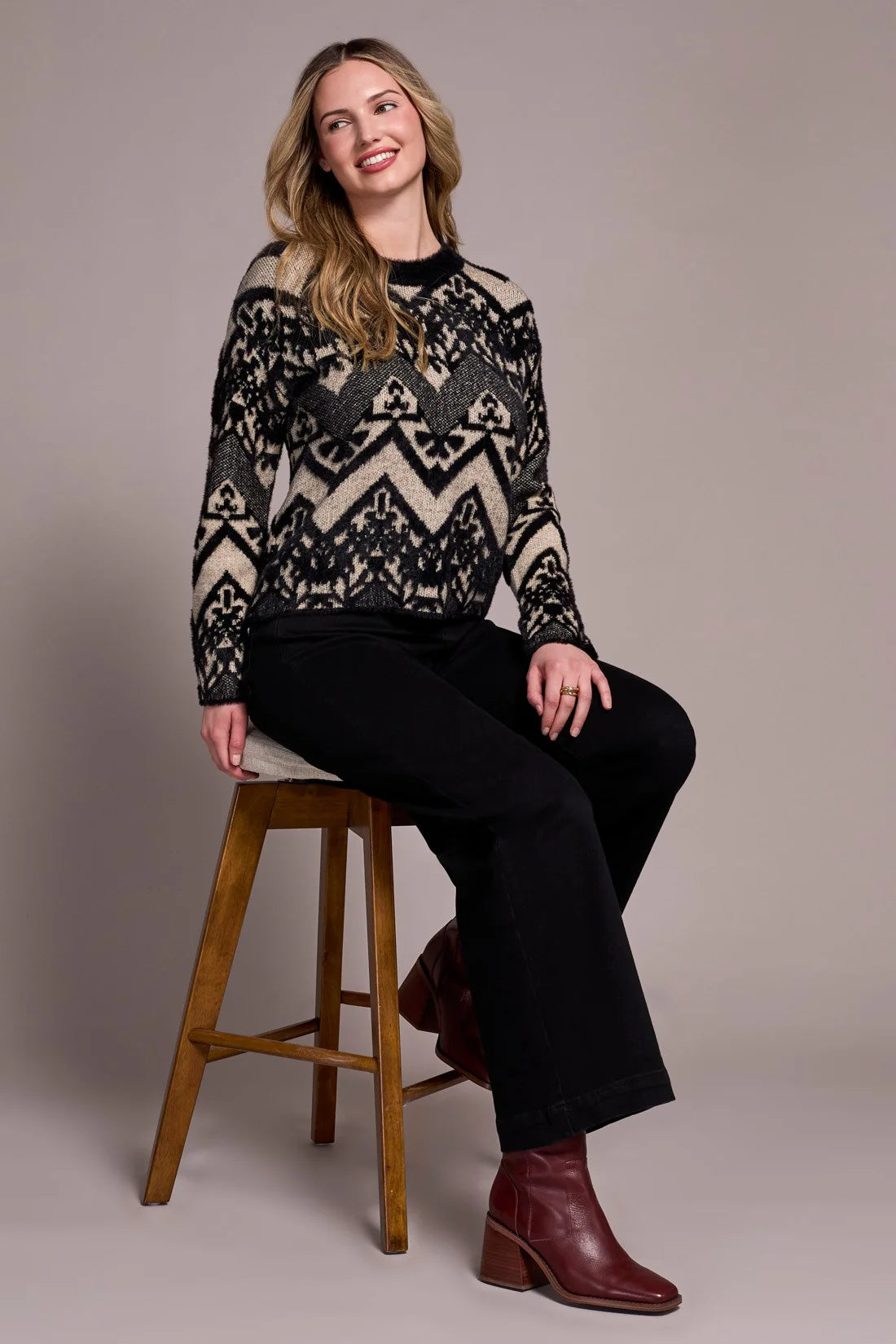 DOUBLE-KNIT EYELASH YARN CREW NECK SWEATER