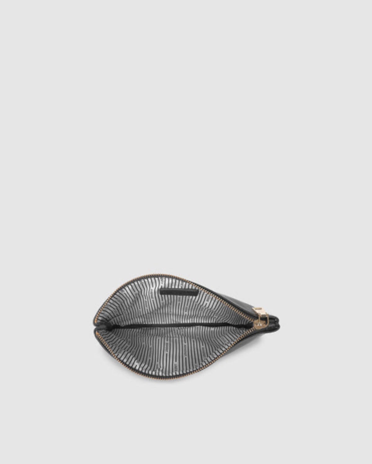 Louenhide Louie Pouch Saddle Black
