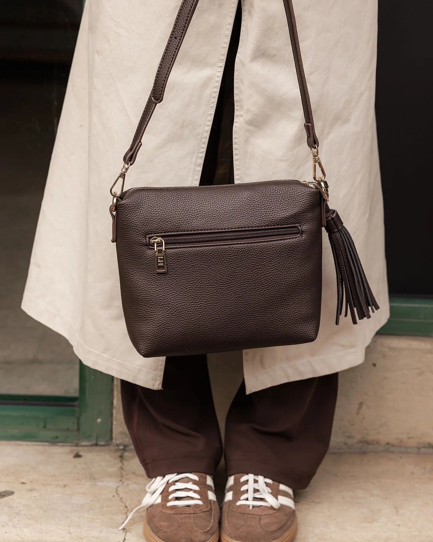 Louenhide Kasey Crossbody Bag Chocolate