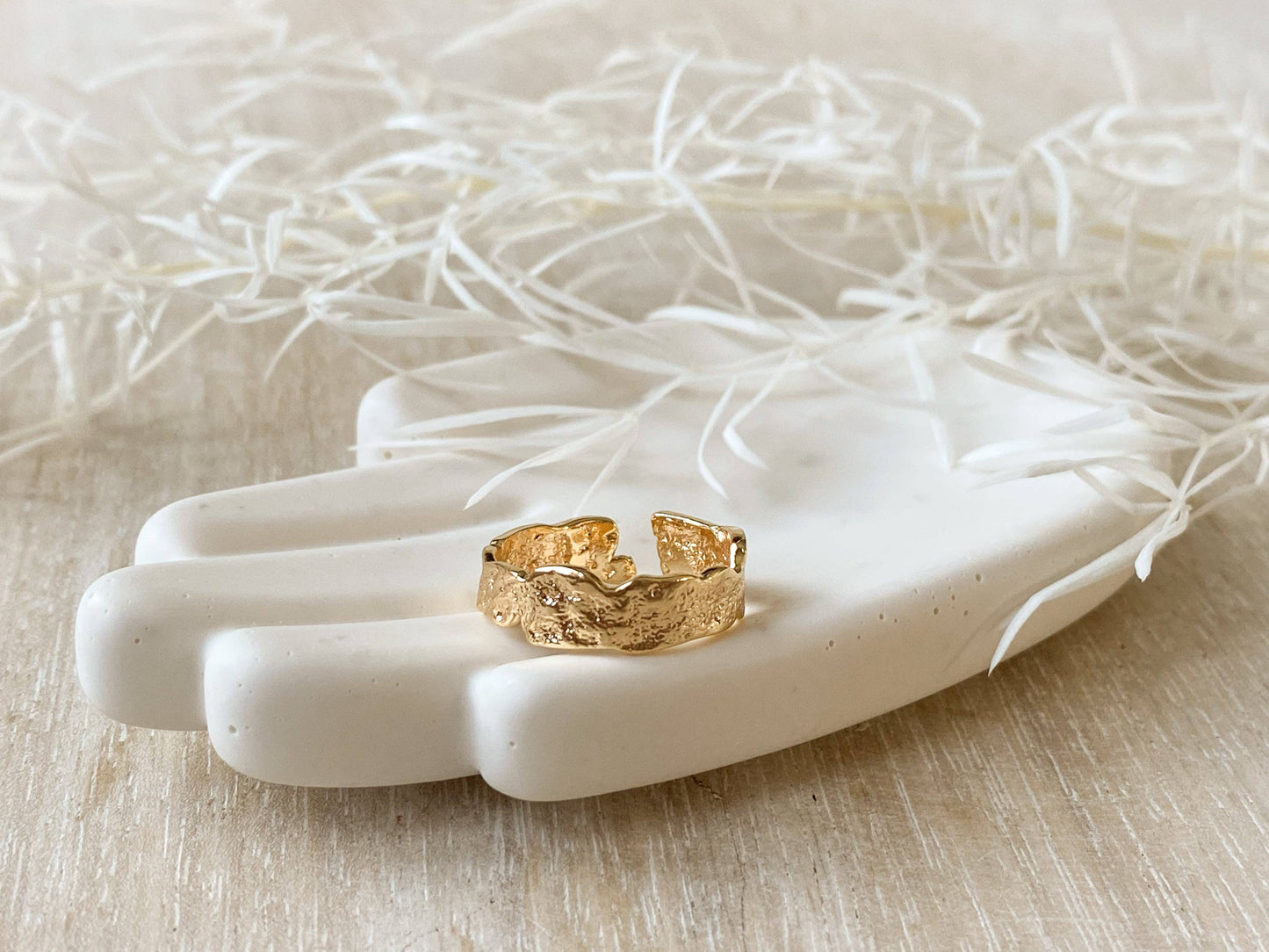 Agaveh Girl Malta Ring Gold