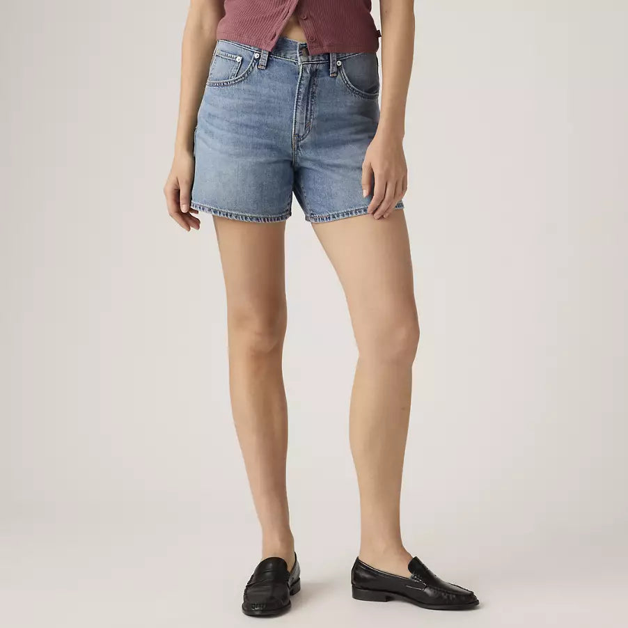 Levi’s Cinch Mid-Thigh Shorts Med Wash