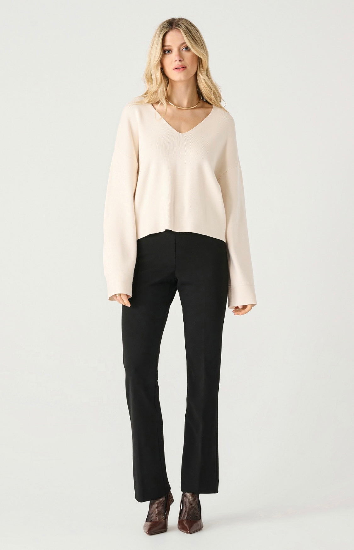 LS V-NECK SWEATER