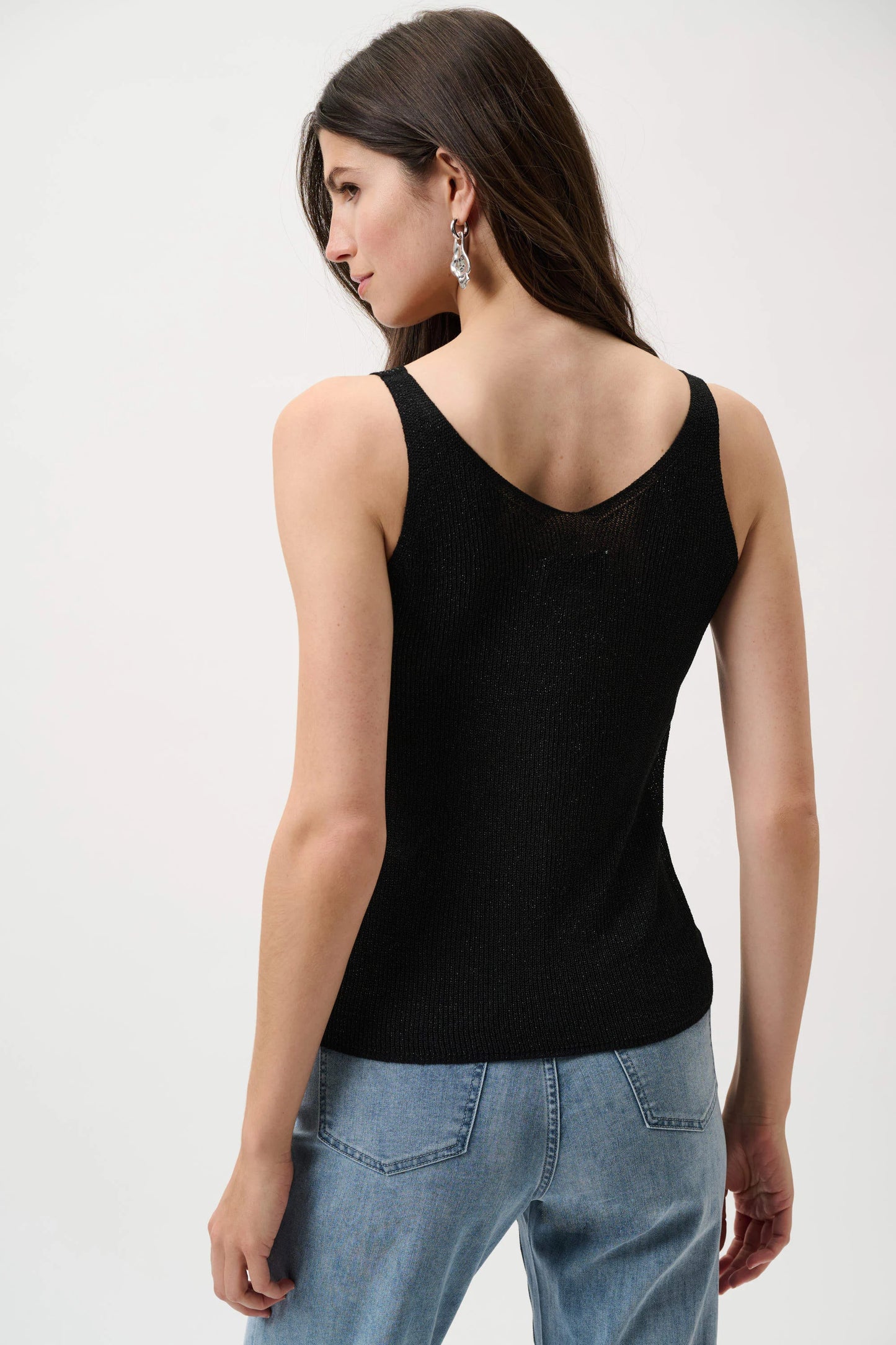 Metallic Knitted Camisole with Rhinestones
252915CO
Essential / Must-Have Hots