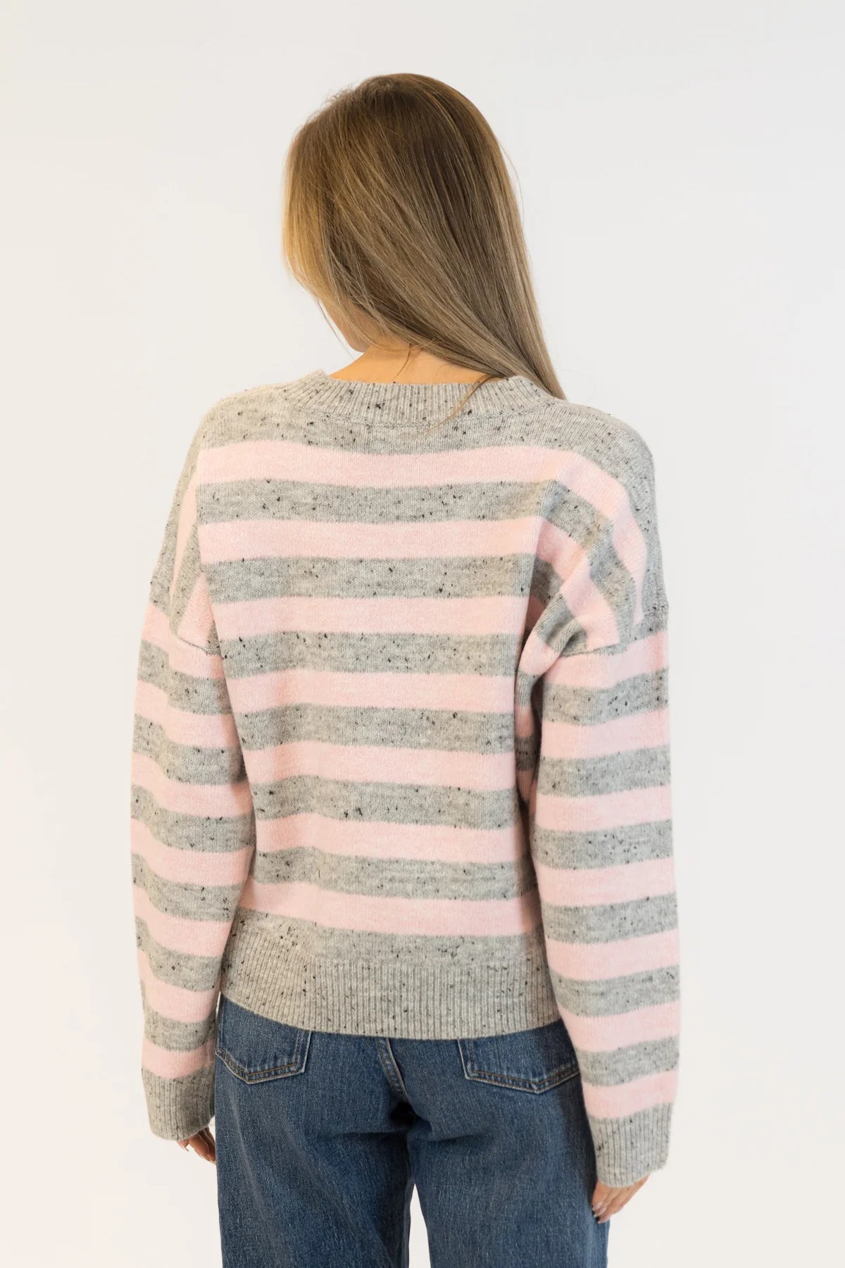 Lyla & Luxe Jessie Pullover Sweater