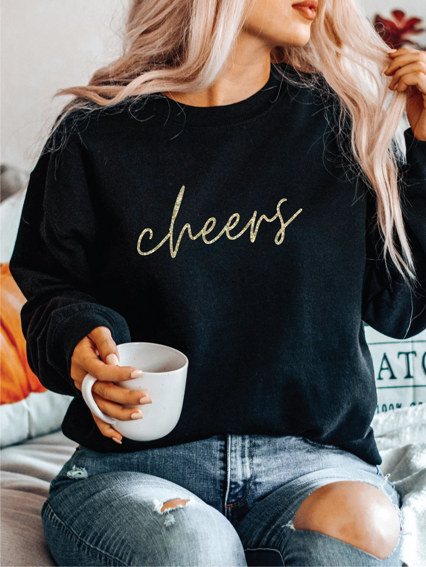 Blonde Ambition Cheers Crewneck Black/Gold
