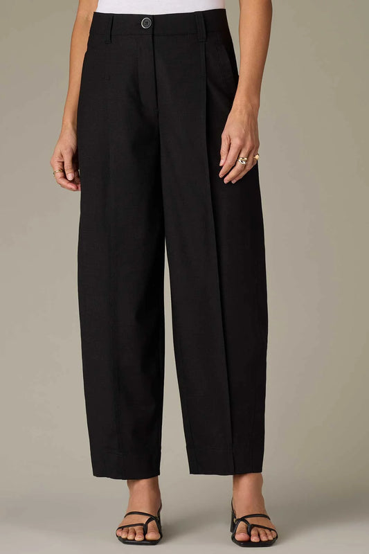 Wit & Wisdom Pleated Barrel Leg Trousers