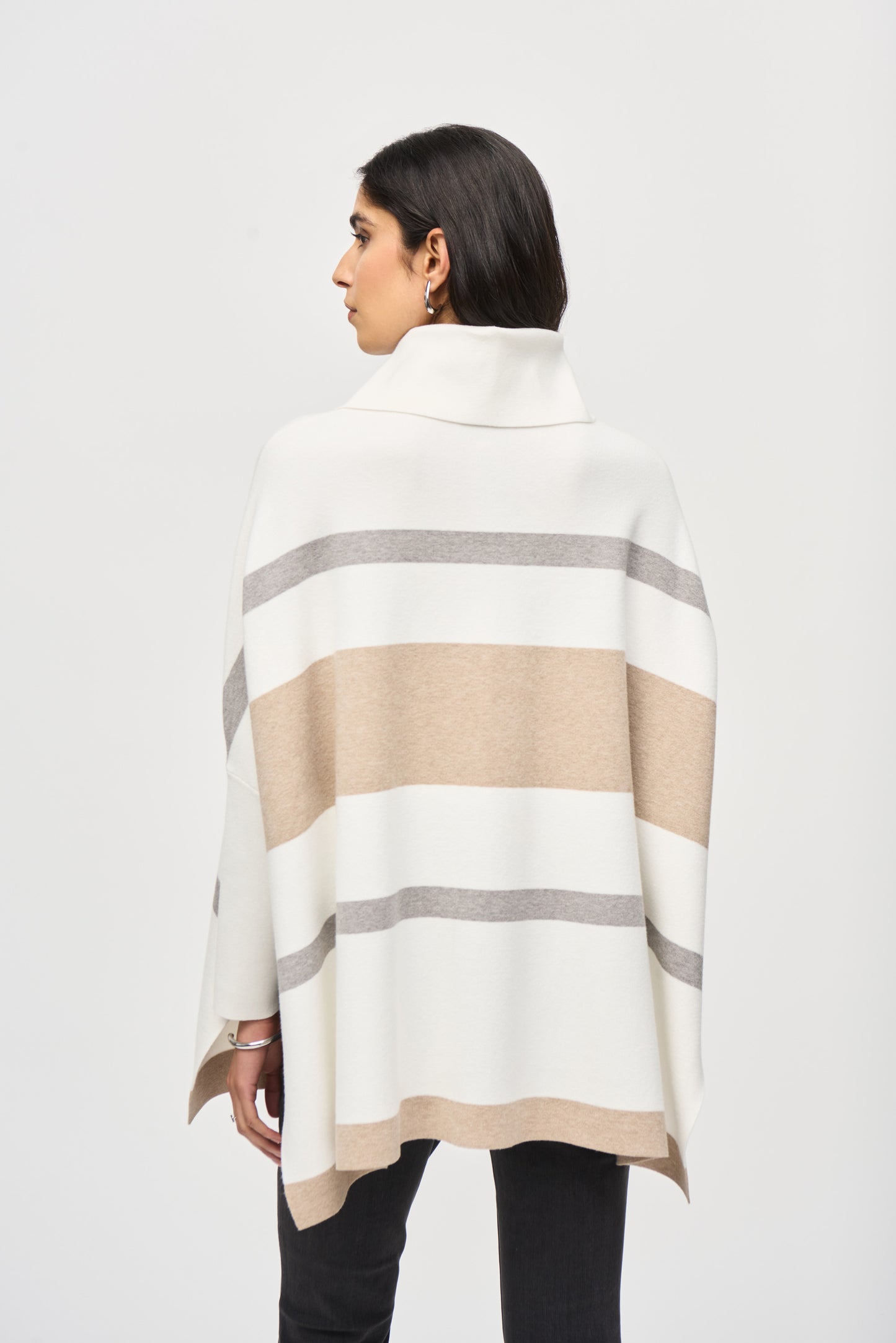 Jacquard Sweater Knit Poncho
243951