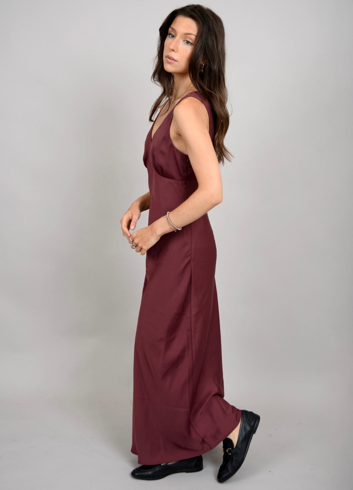 Drimma V-Neck Maxi Dress Burgendy