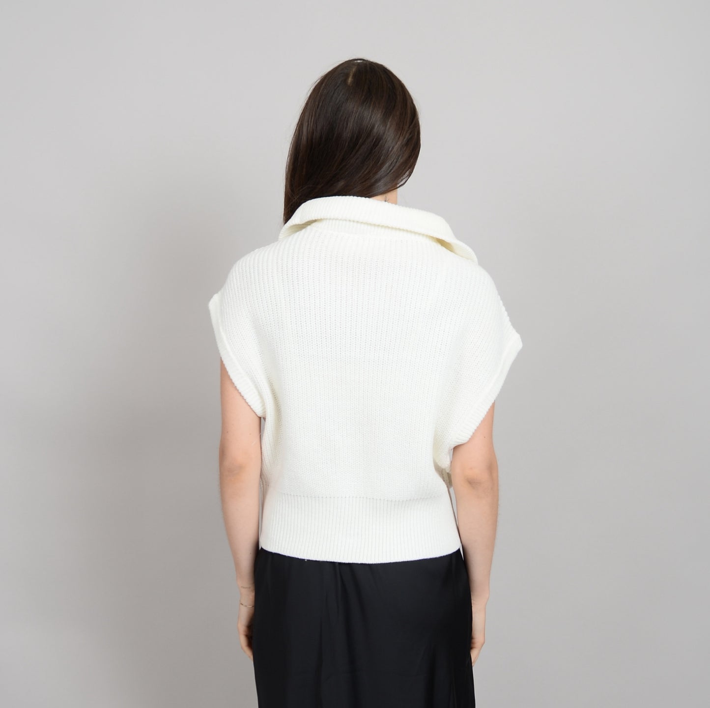 RD Style Anki Sleeveless Quarter Zip Cream