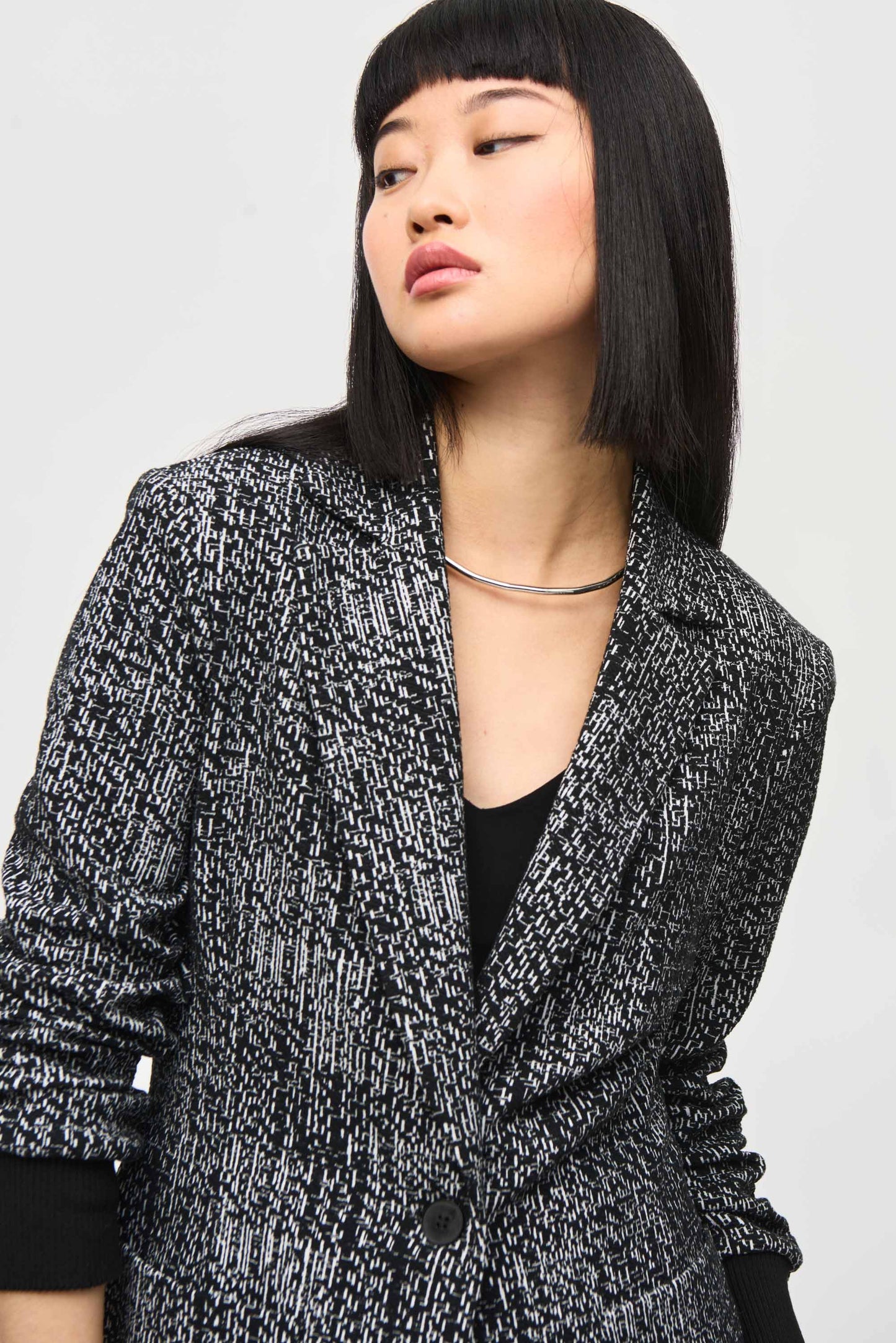 Tweed Knit Fitted Blazer
243053