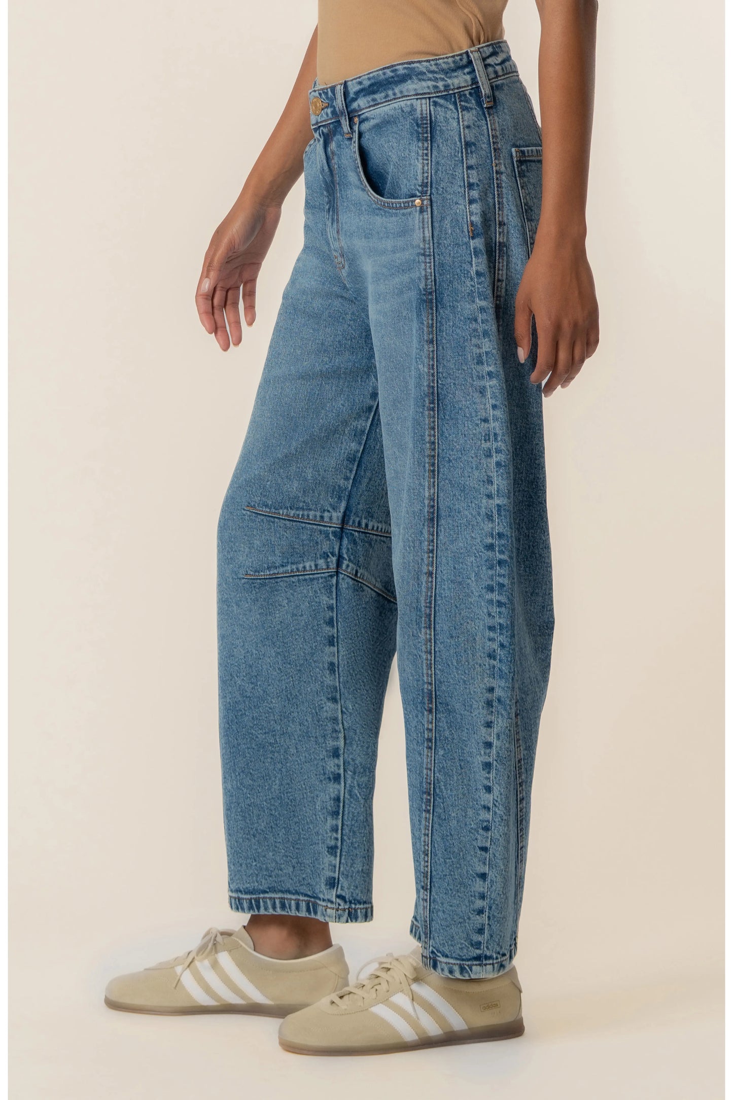 Kut Ashlyn Horseshoe Barrel Jean