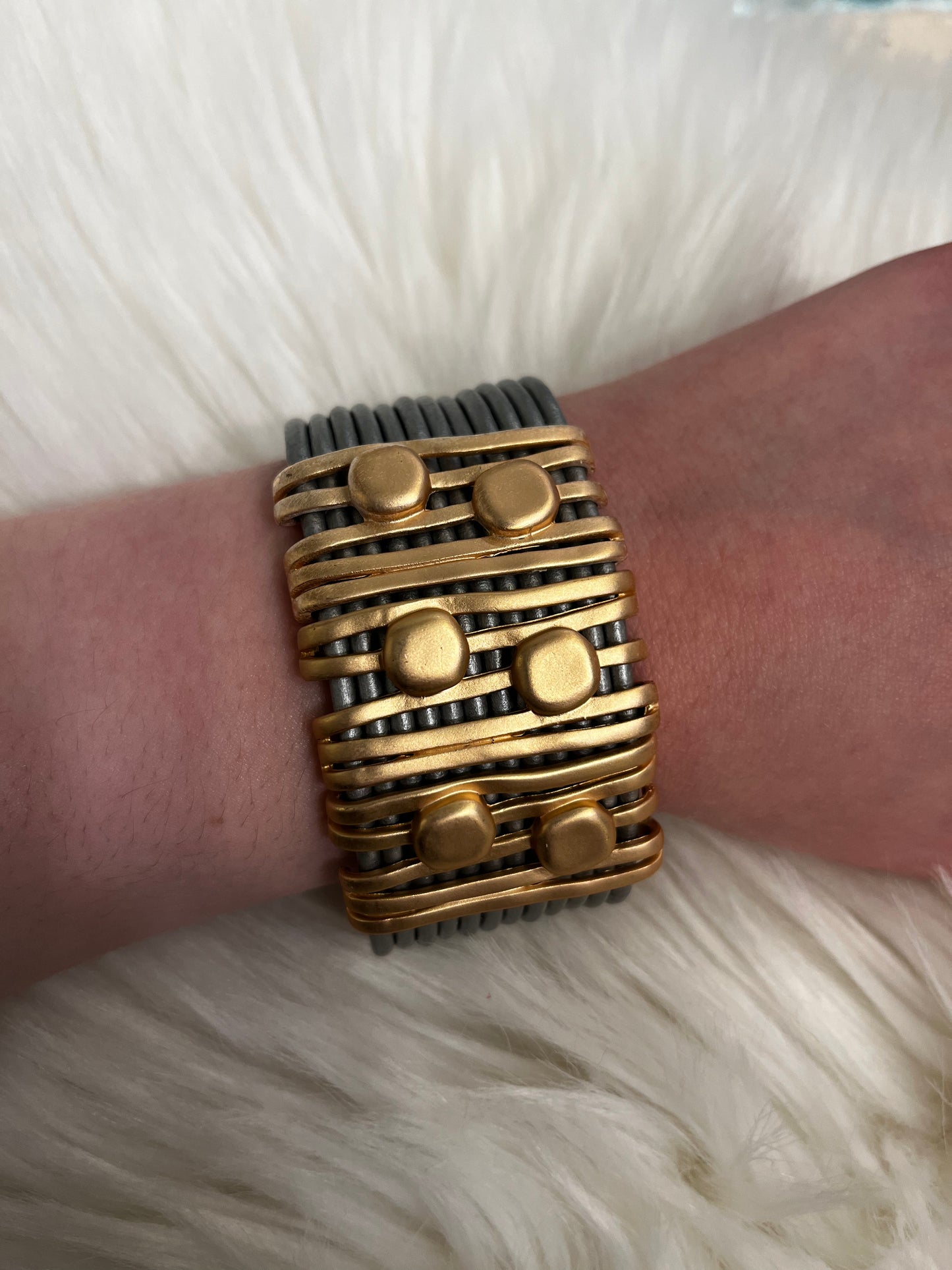 Merx Grey/Gold Magnetic Bracelet